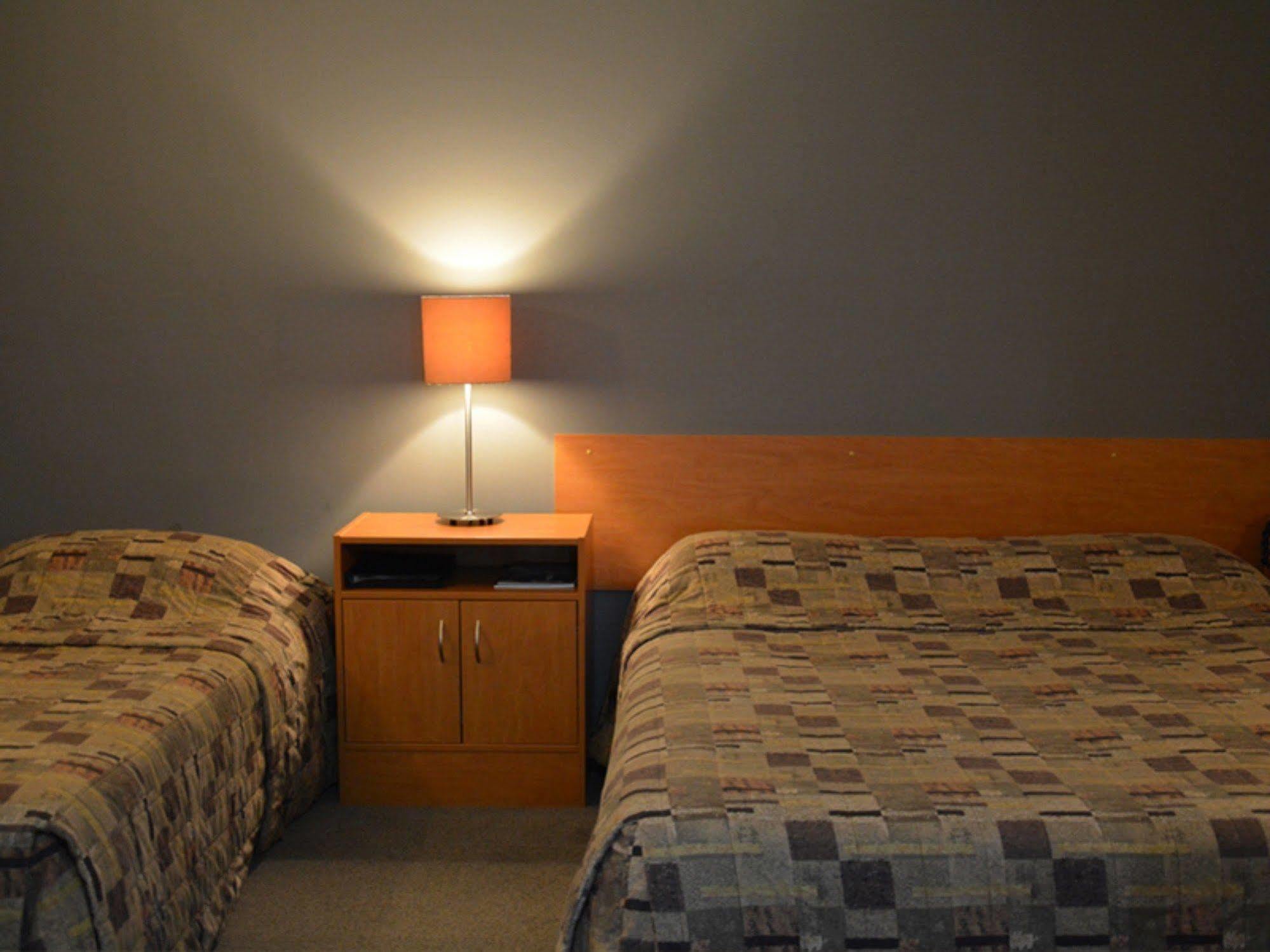 Kiwi Studios Motel Palmerston North Exterior foto