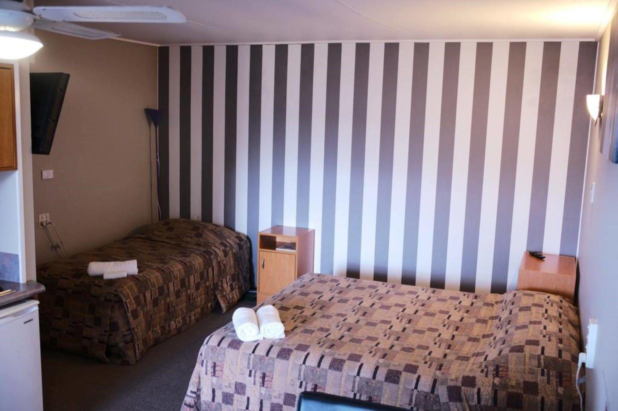 Kiwi Studios Motel Palmerston North Exterior foto