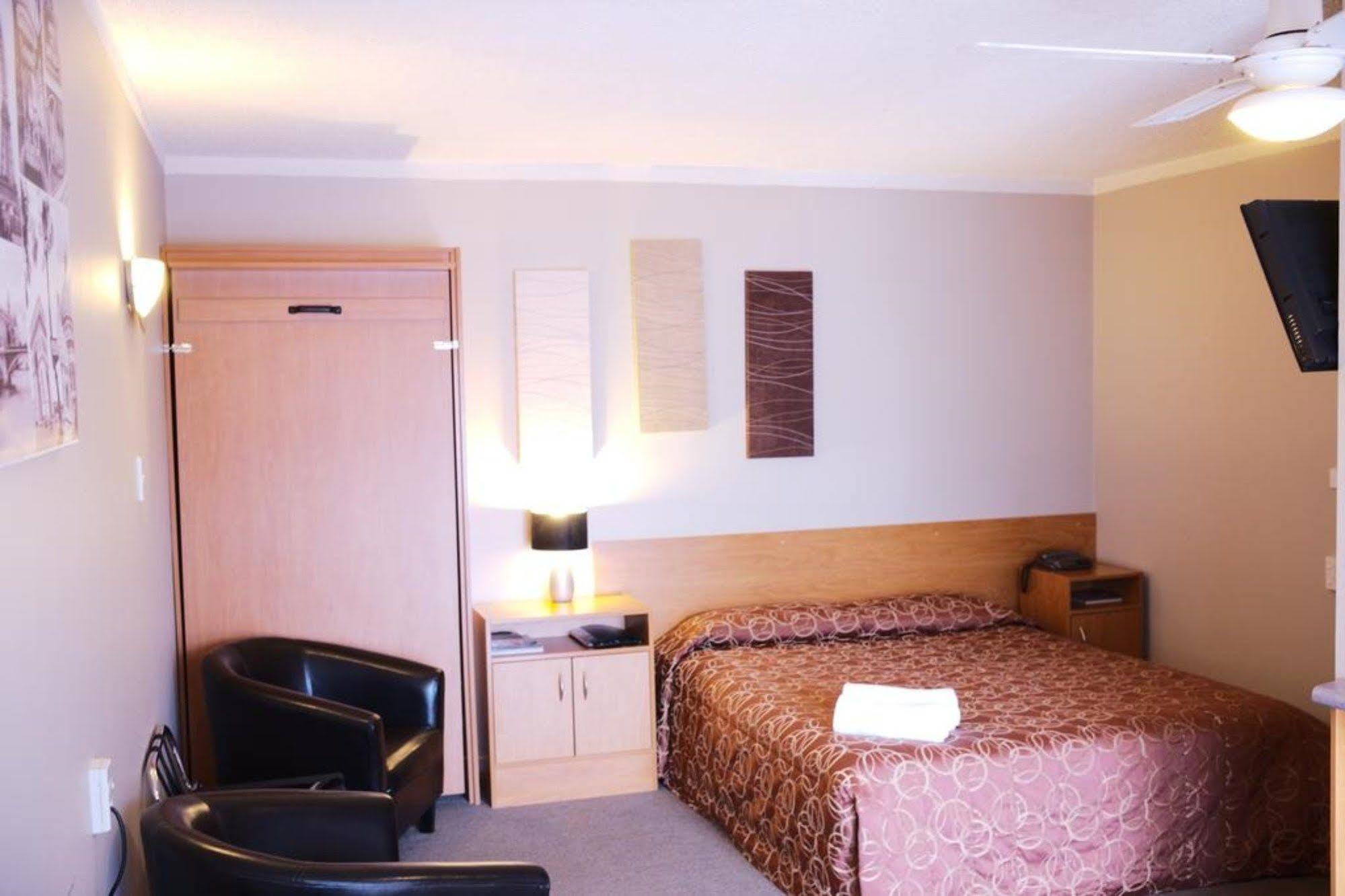 Kiwi Studios Motel Palmerston North Exterior foto